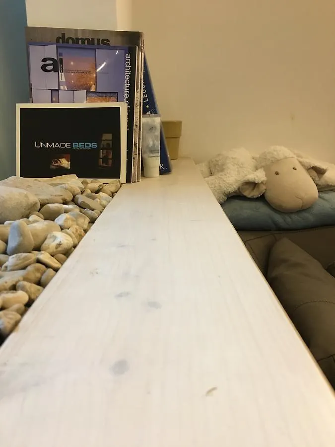 Zolo House On The Beach Apartment Haifa Israel