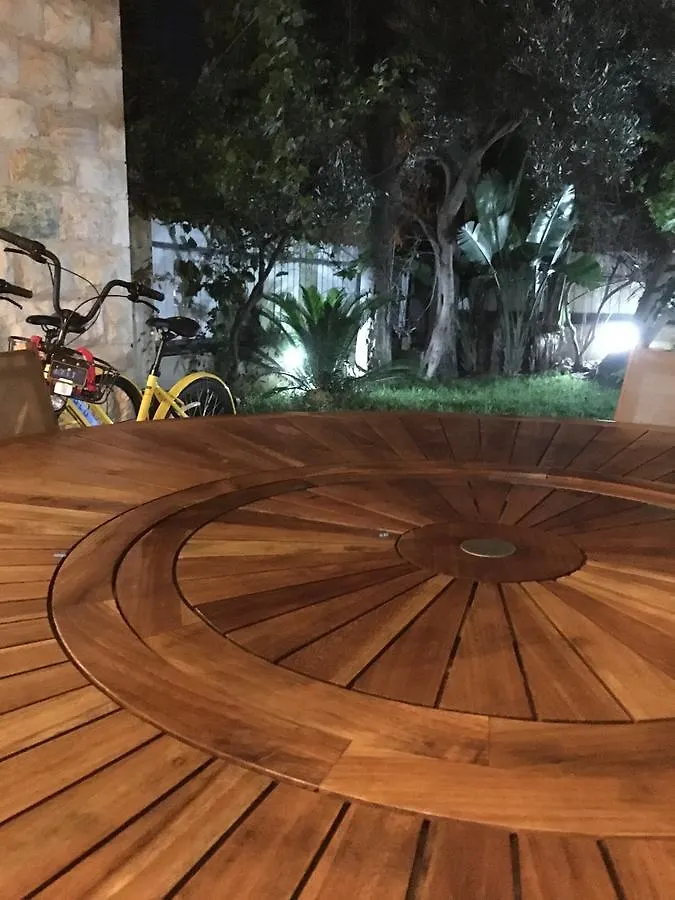 Zolo House On The Beach Apartment Haifa